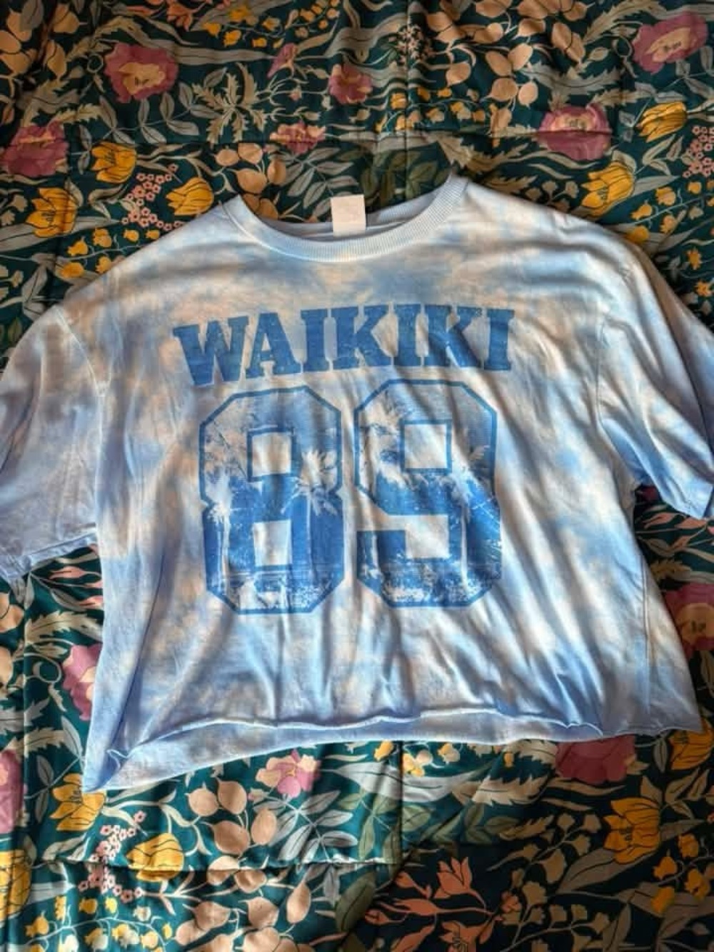 No Boundaries Light Blue Tie-Dye Waikiki 89 Crop Tee